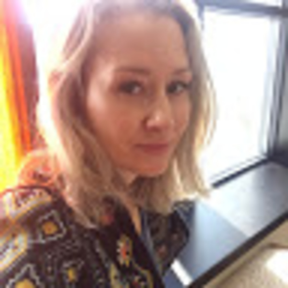Meet your Posher, Carrie